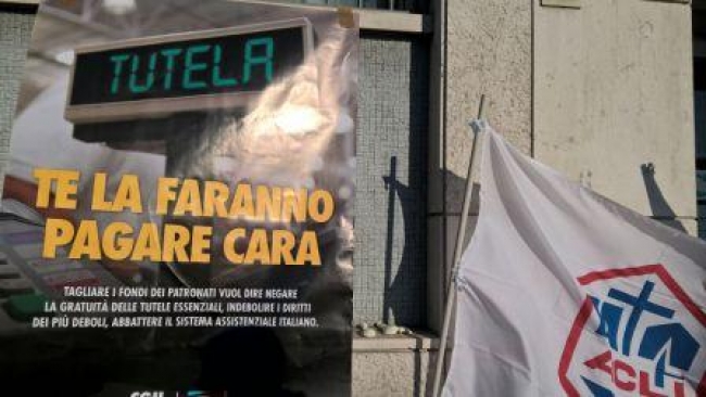 Presidio contro i tagli di Patronato