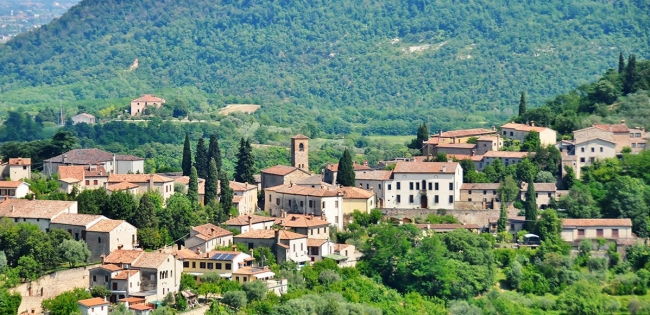 Gita Acli Colf ad Arquà Petrarca - Castello del Catajo - Abbazia di Praglia