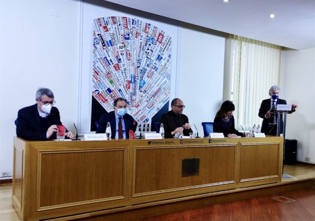 La povertà non è un crimine. E' uno scandalo.
