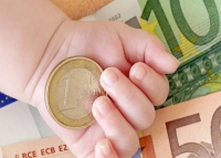 “Bonus mamma 2017&quot;: 800 euro per nascite, adozioni o affido